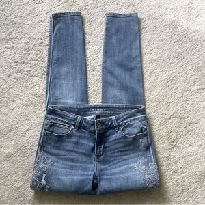 White House Black Market The Skinny Jeans Size 2